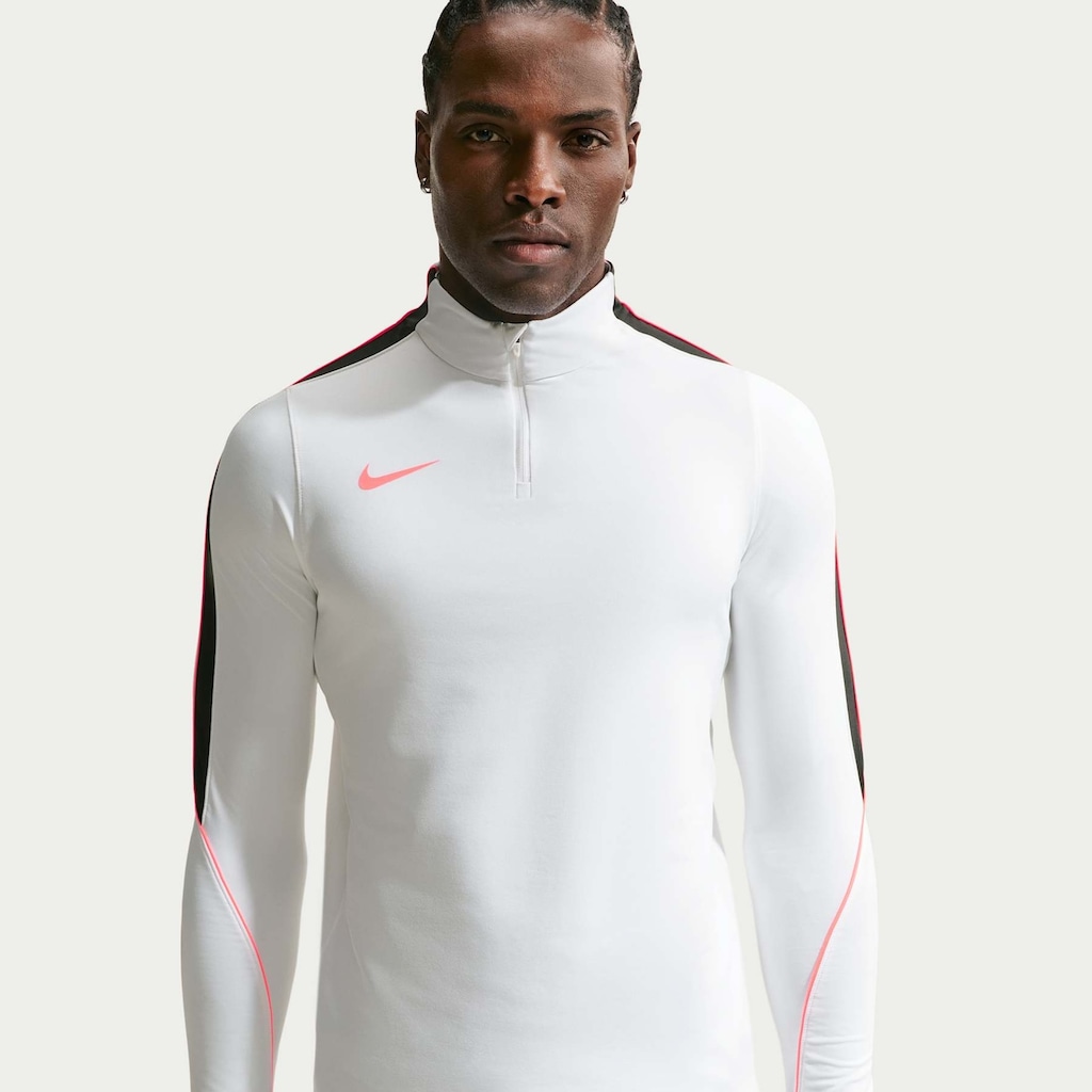 Camiseta Dri-FIT Nike Manga Longa Strike Masculina