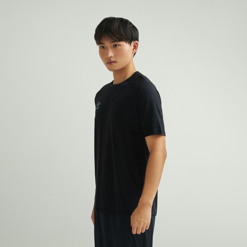 Imagem 2 do produto Camisa Umbro Blend Large Diamond II Masculino