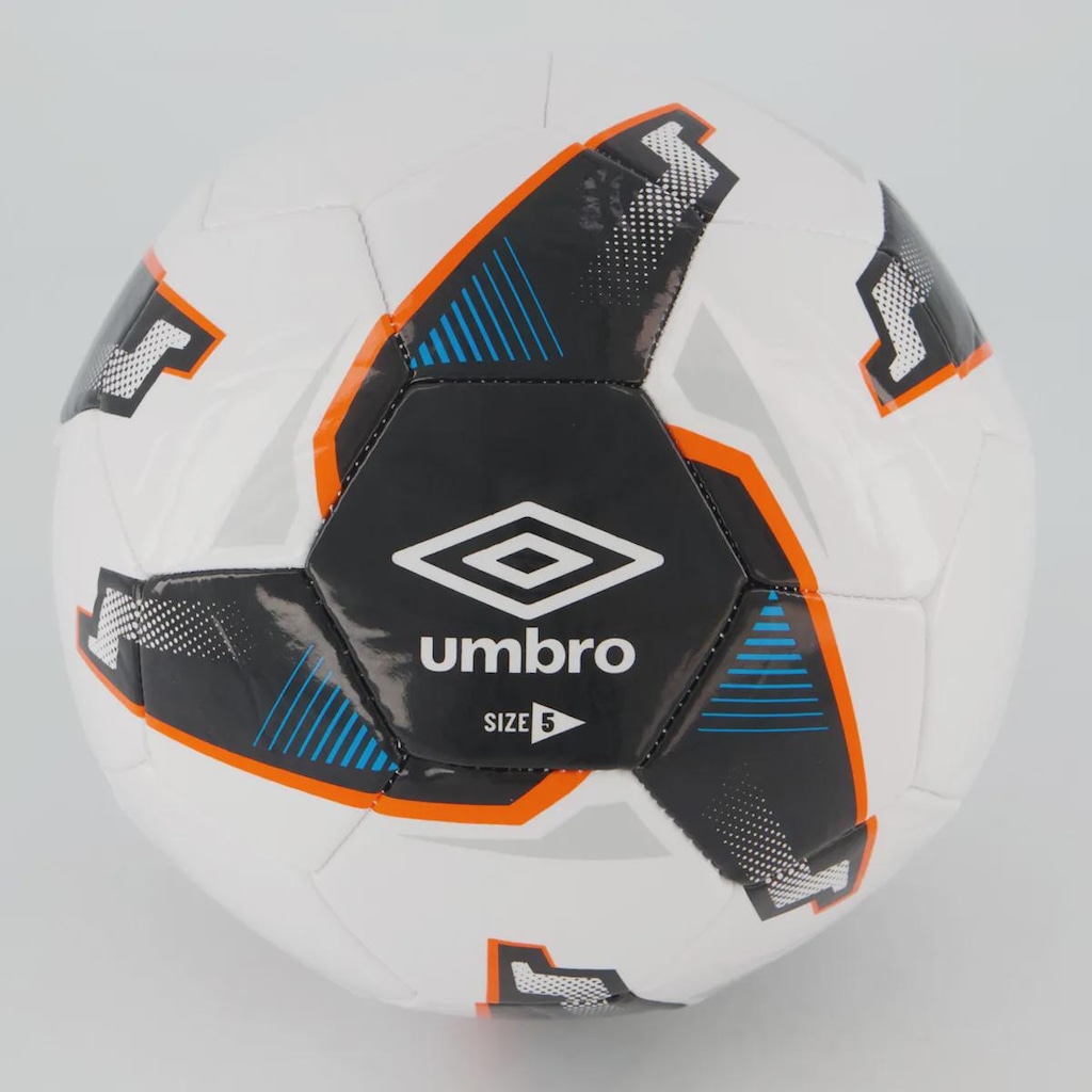 Bola de Futebol de Campo Umbro Tristar