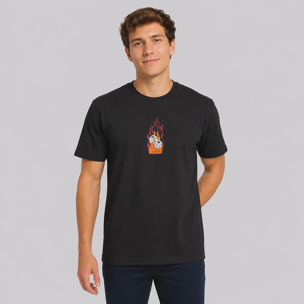 Camiseta DC Shoes Burning Dice Logo - Masculina