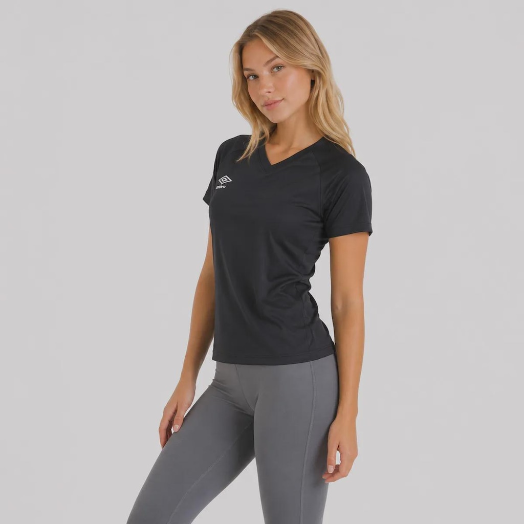 Imagem 2 do produto Camiseta Umbro Legacy Field Feminina