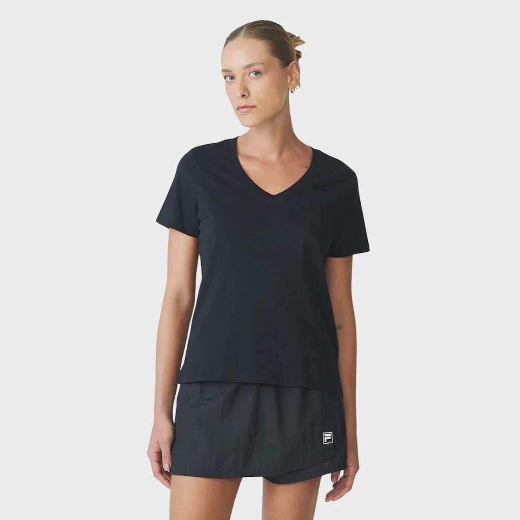 Camiseta Fila Regular Basic V Classic Feminina