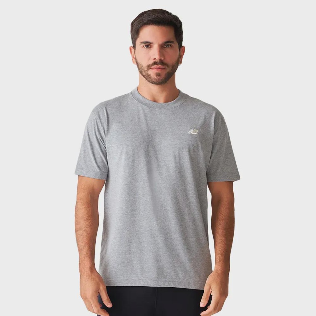 Imagem 2 do produto Camiseta New Balance Essentials SL Masculina