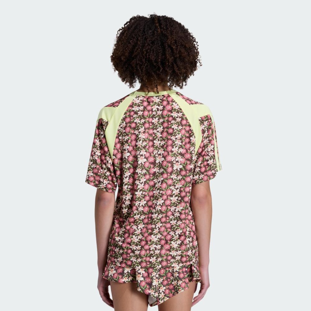Imagem 2 do produto Camisa adidas x Farm Rio House of Tiro Feminina