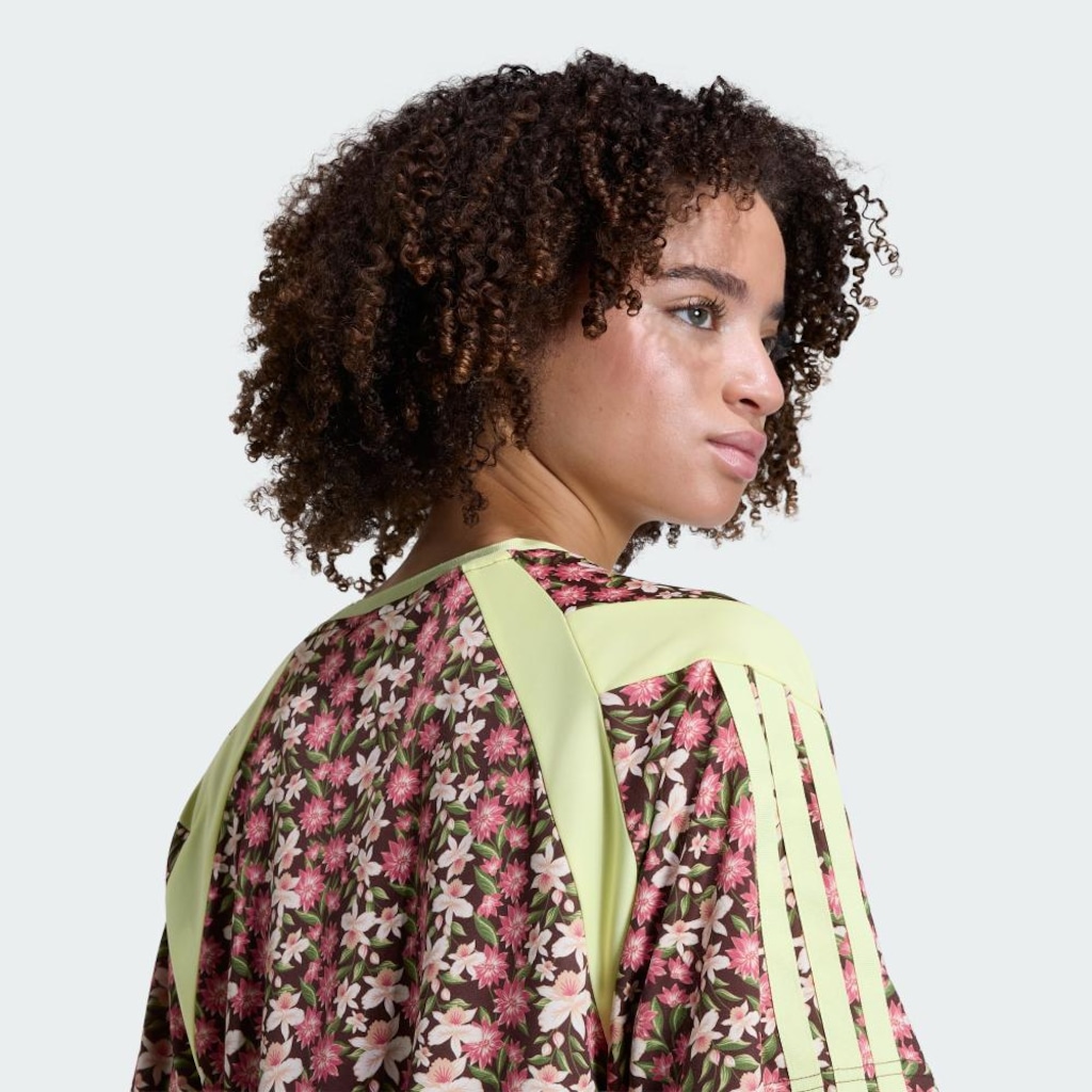 Imagem 5 do produto Camisa adidas x Farm Rio House of Tiro Feminina