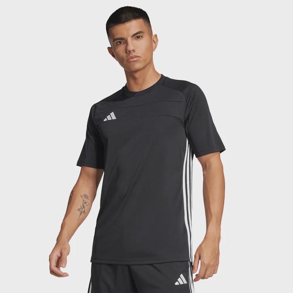Imagem 2 do produto Camiseta adidas 25 Essentials Masculina