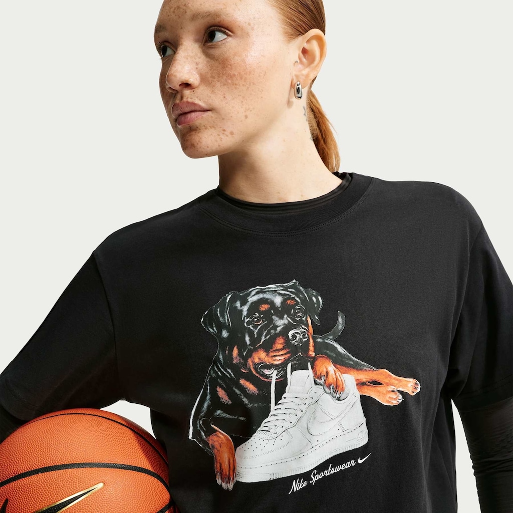 Imagem 3 do produto Camiseta Nike Sportswear Classic Oversized Feminina
