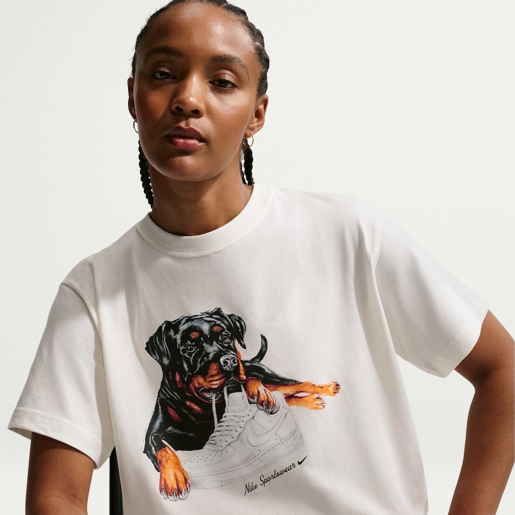 Imagem 3 do produto Camiseta Nike Sportswear Classic Oversized Feminina