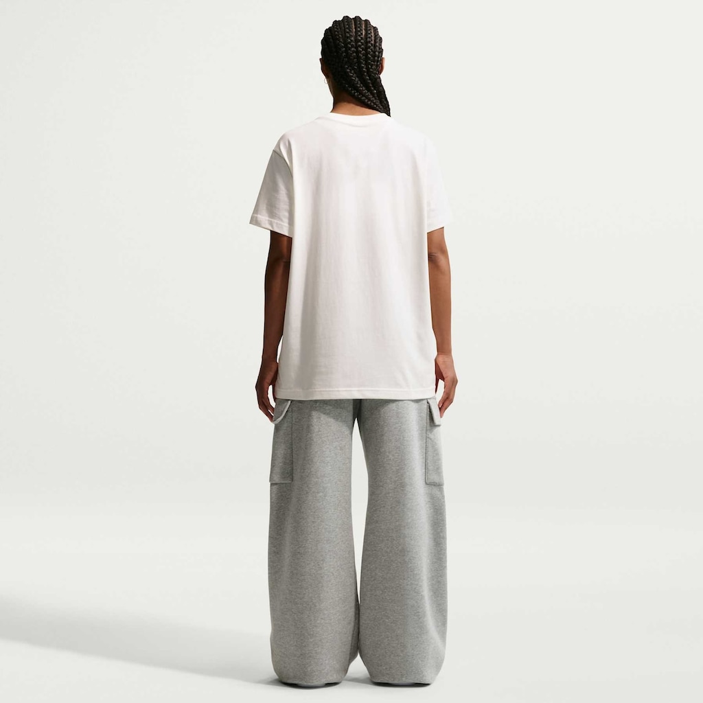 Imagem 5 do produto Camiseta Nike Sportswear Classic Oversized Feminina