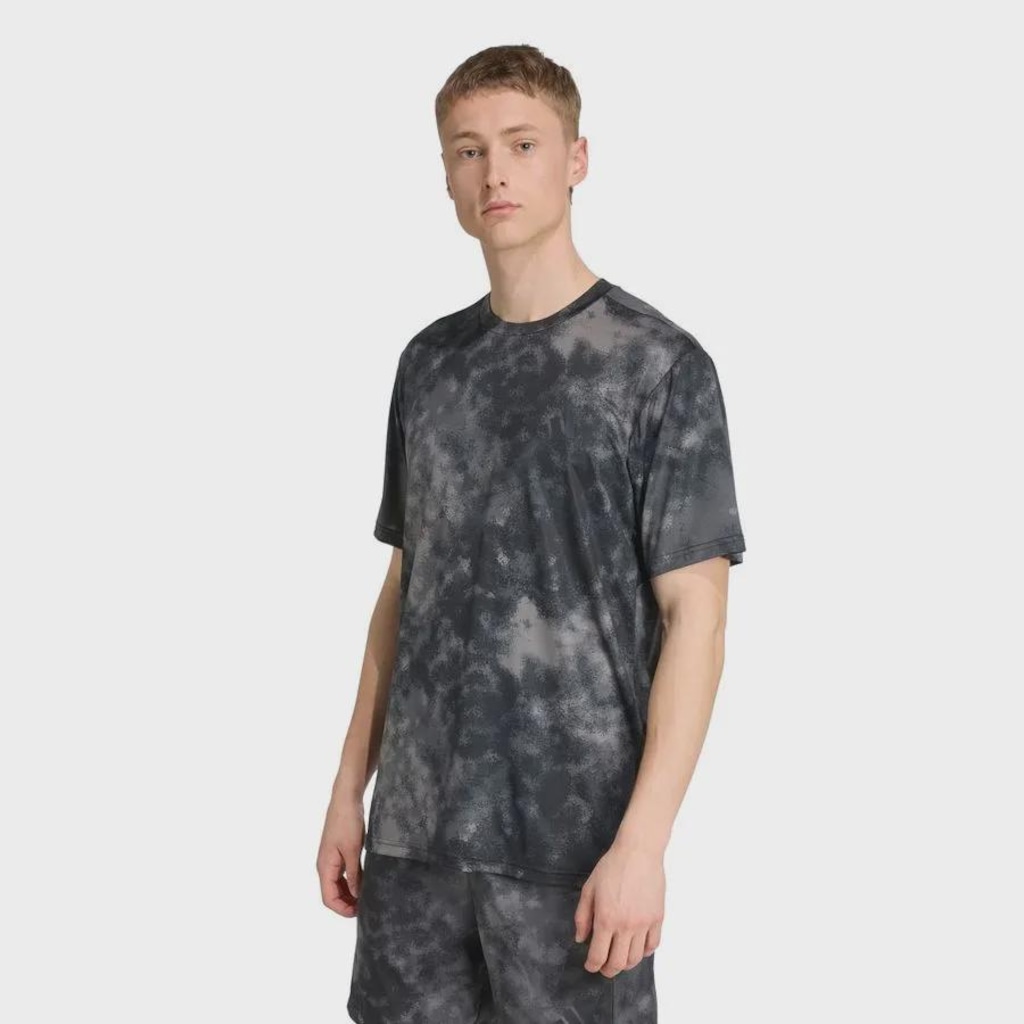 Camiseta adidas Estampada Essentials Masculina