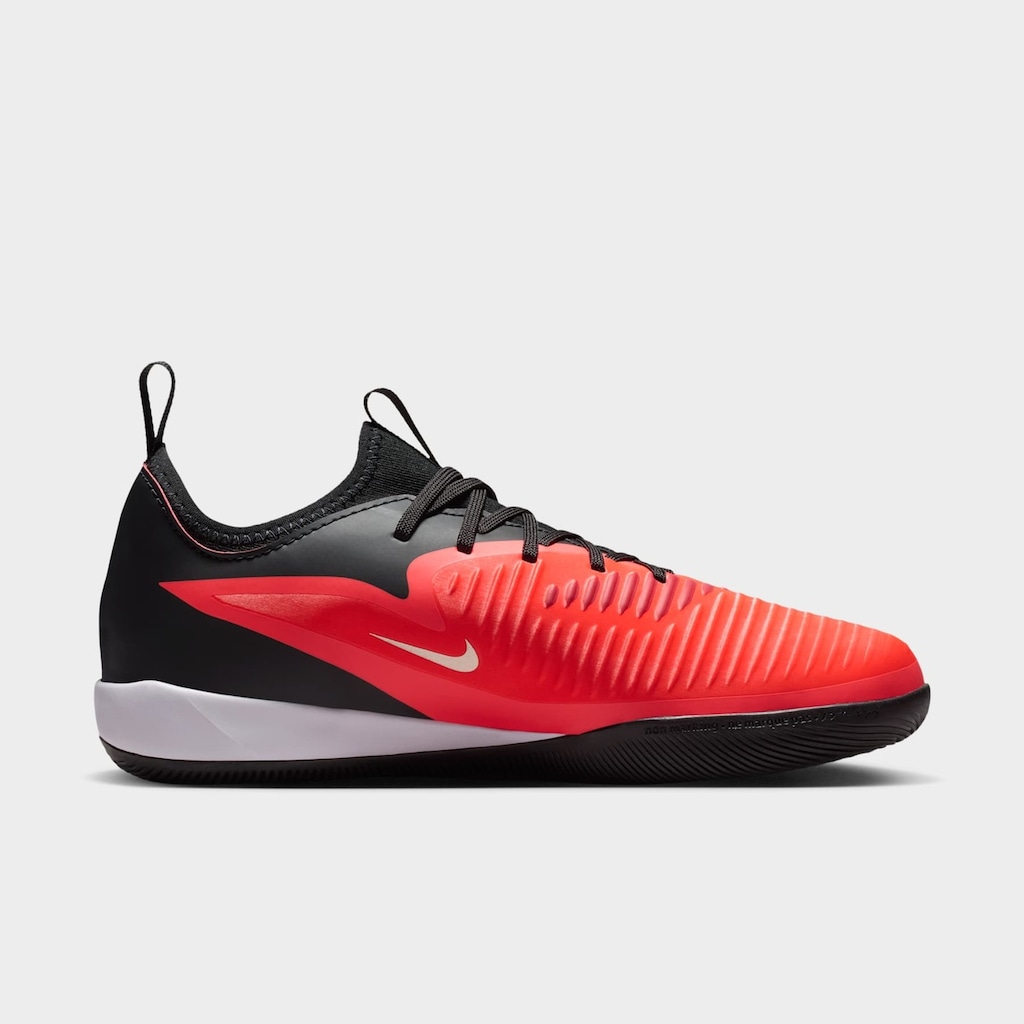 Chuteira de Futsal Infantil Nike Phantom 6 Academy