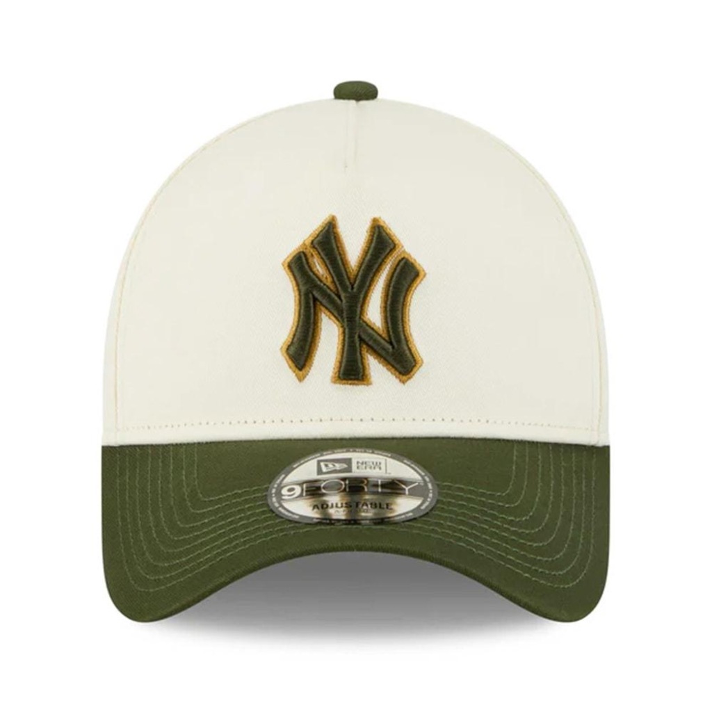 Imagem 2 do produto Boné New Era 9FORTY New York Yankees Metallic Script