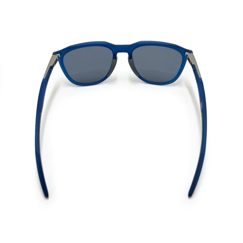 Imagem 4 do produto Óculos Oakley Thurno Prizm Matte Trans Blue
