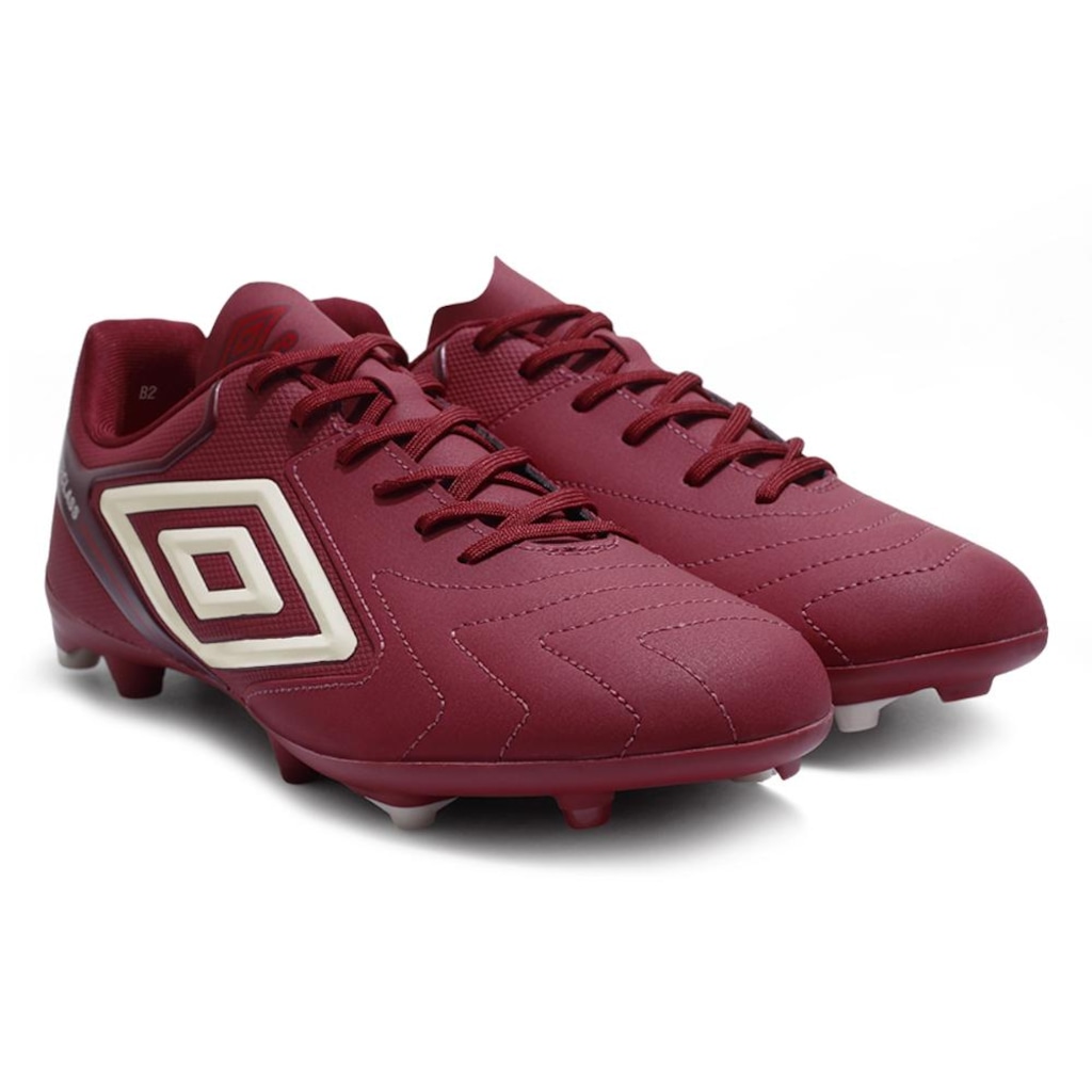 Imagem 2 do produto Chuteira de Campo Adulto Umbro Master Class Club