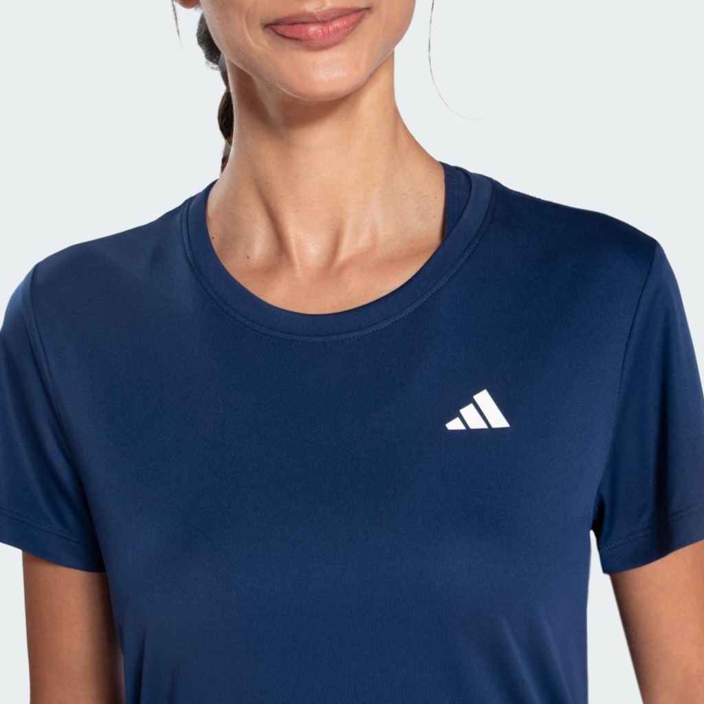 Camiseta Poliéster Adidas Feminina - Foto 3