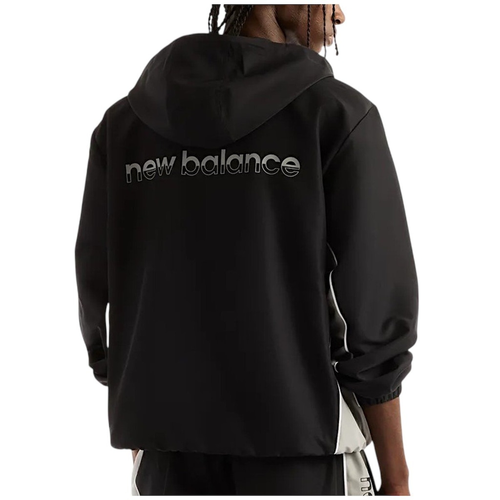 Imagem 2 do produto Jaqueta Masculina New Balance Trackside Woven