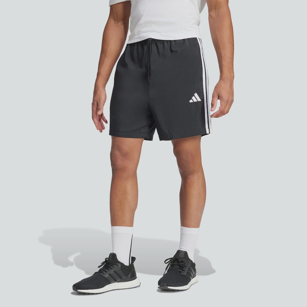 Shorts adidas Essential Três Listras Chelsea Masculino