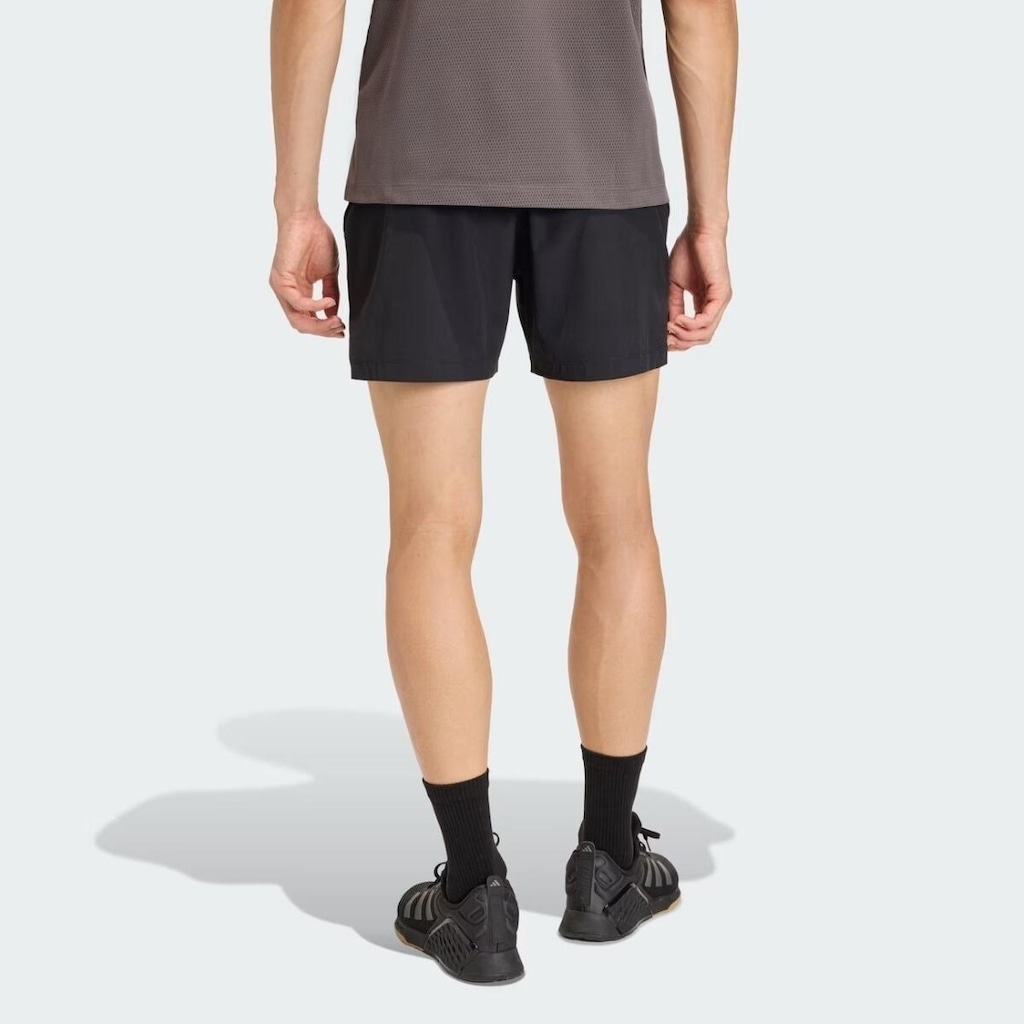 Imagem 2 do produto Bermuda adidas Design 4 Training Essentials Masculina
