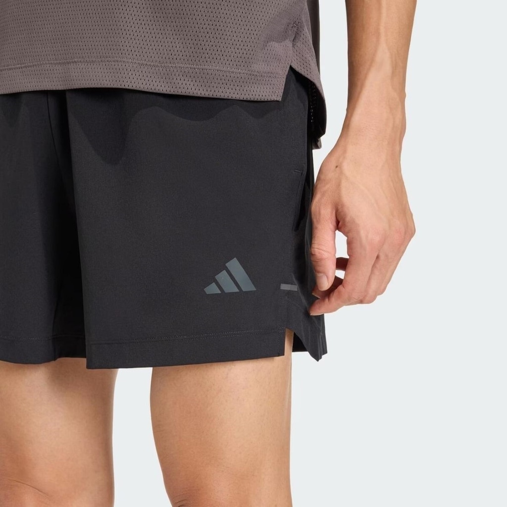 Imagem 3 do produto Bermuda adidas Design 4 Training Essentials Masculina