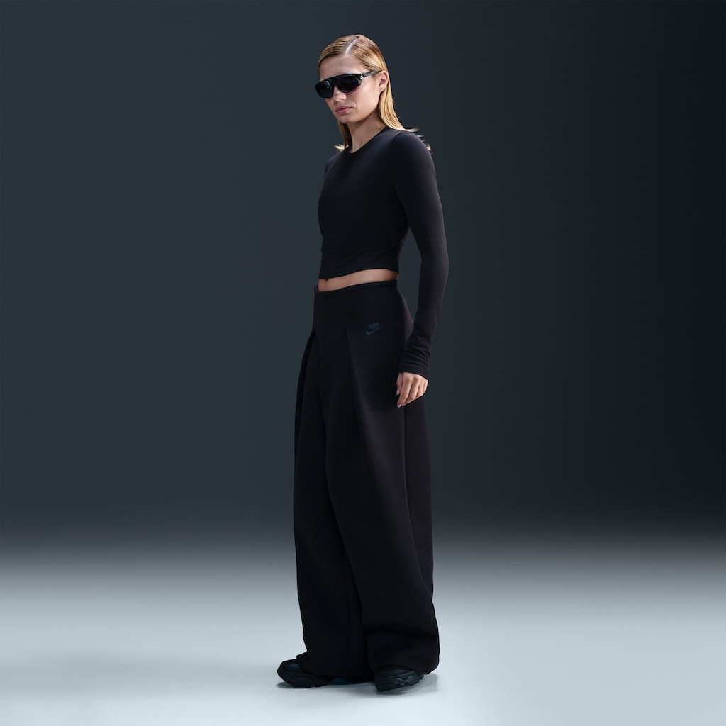 Imagem 4 do produto Camiseta Nike Sportswear Cropped Chill Knit Feminina