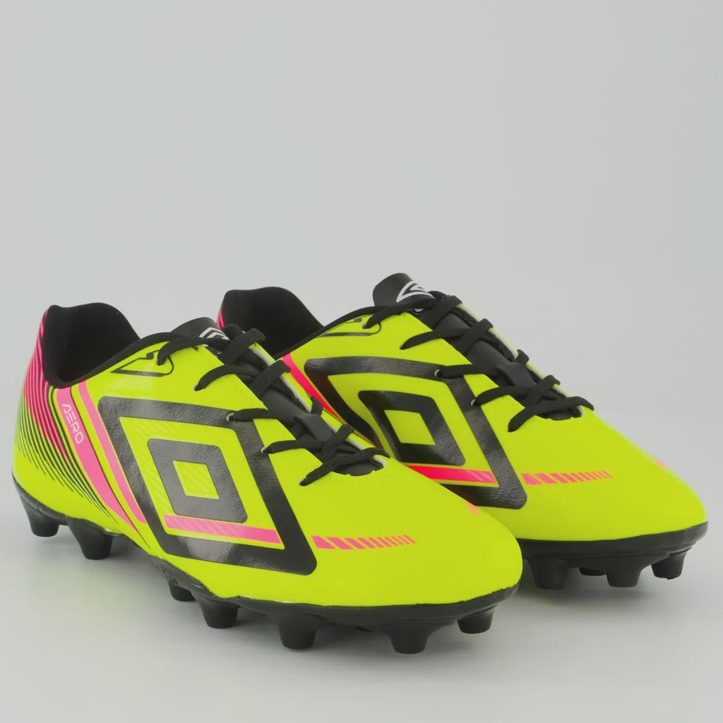Imagem 2 do produto Chuteira de Campo Adulto Umbro Aerodynamic