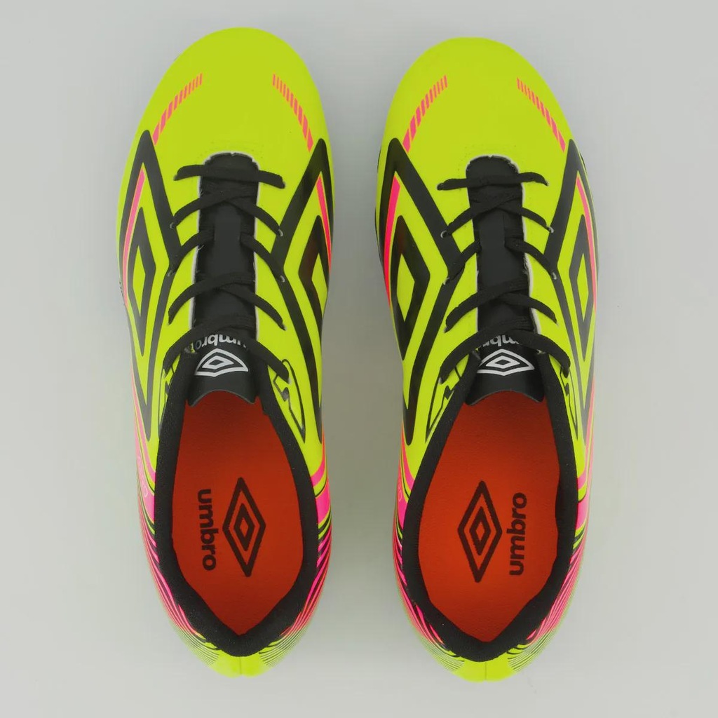 Imagem 4 do produto Chuteira de Campo Adulto Umbro Aerodynamic