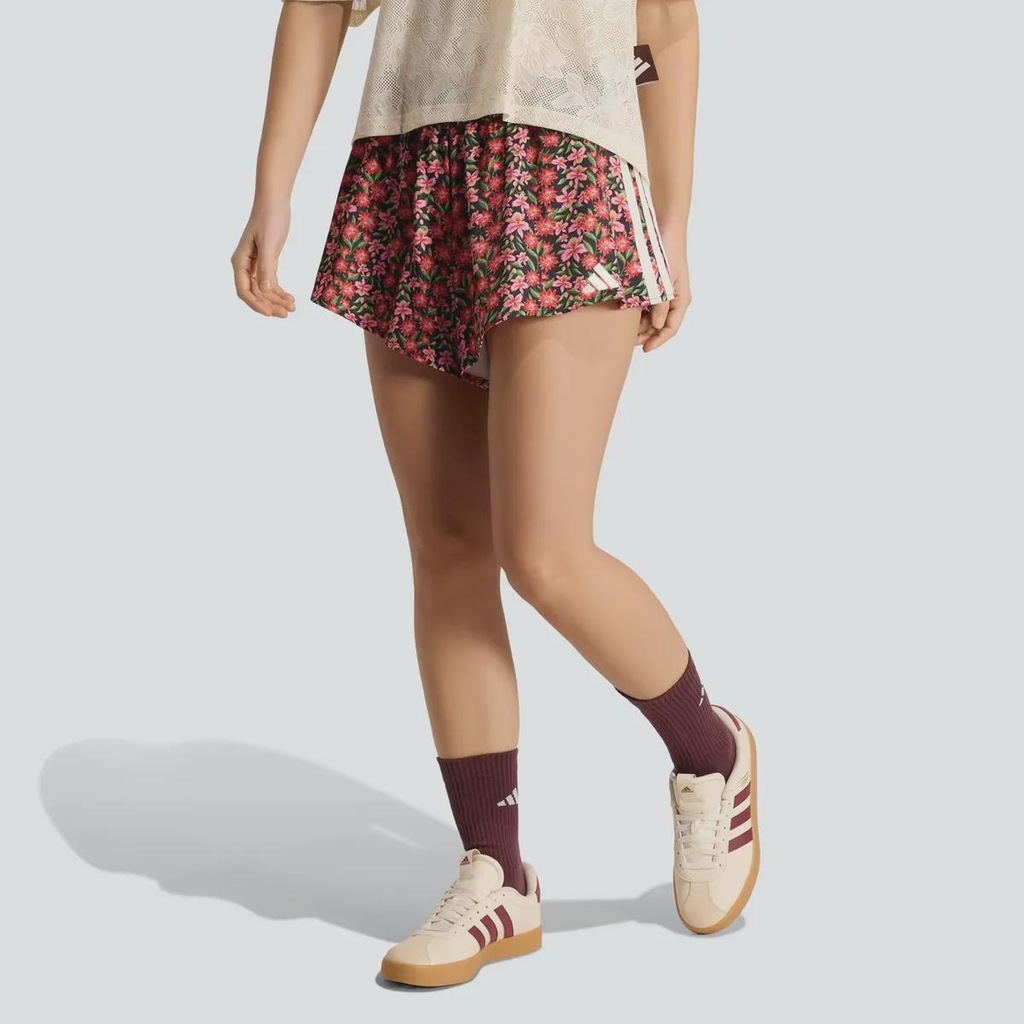 Imagem 1 do produto Short adidas Farm Essentials Feminino