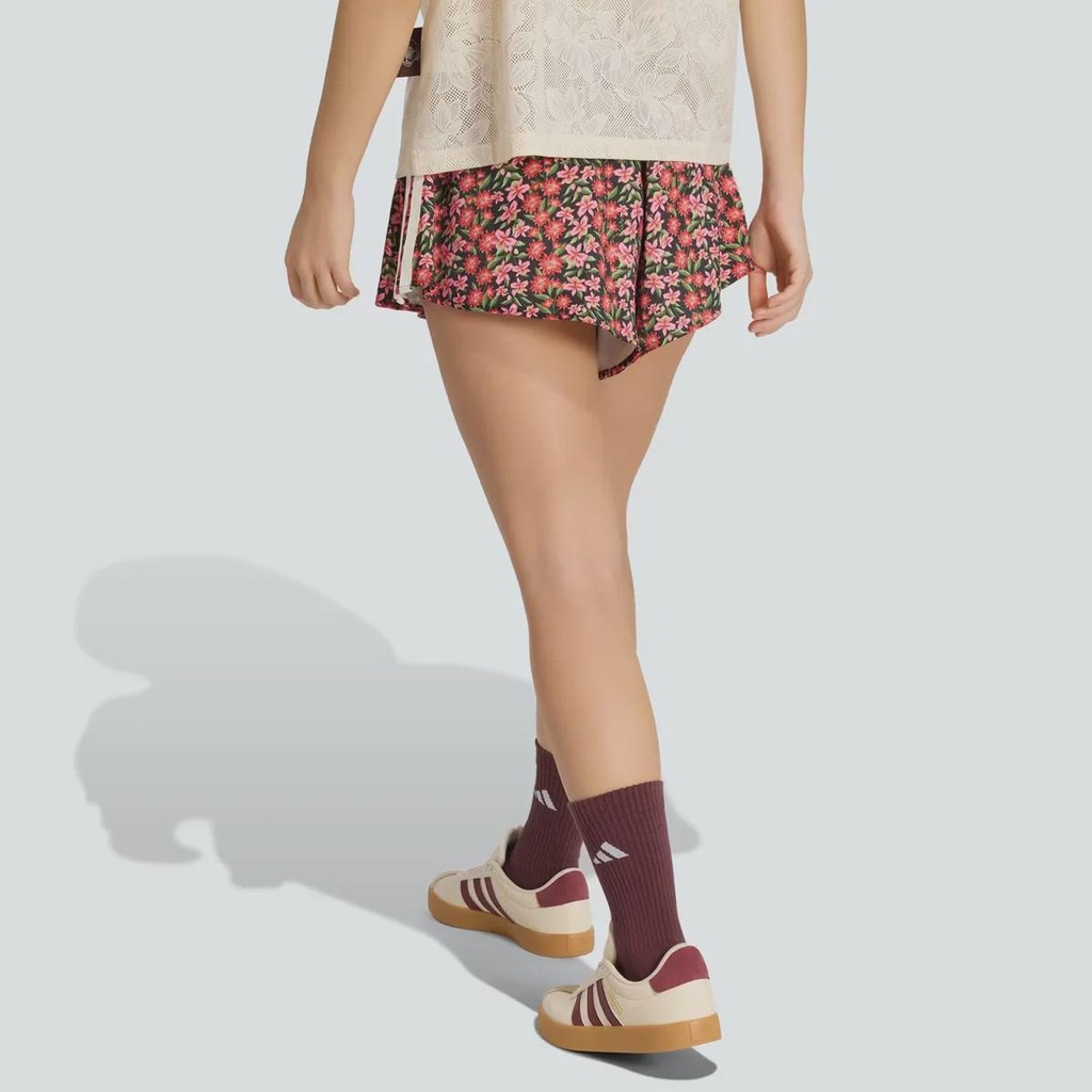 Imagem 2 do produto Short adidas Farm Essentials Feminino