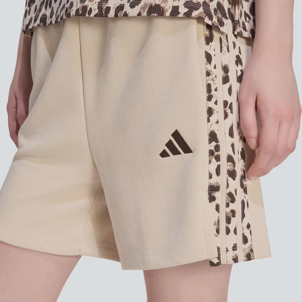 Imagem 3 do produto Short adidas Seasonals Feminino