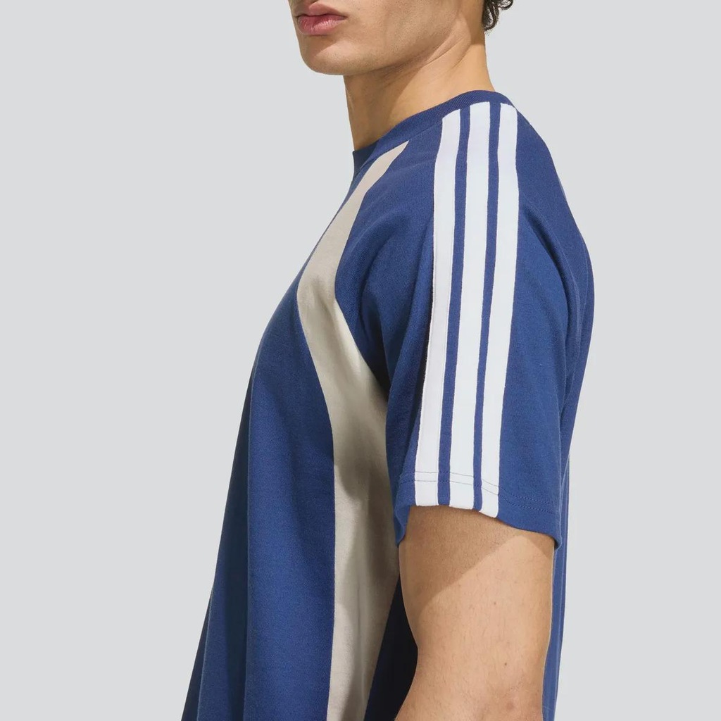 Imagem 4 do produto Camiseta Masculina adidas Seasonals