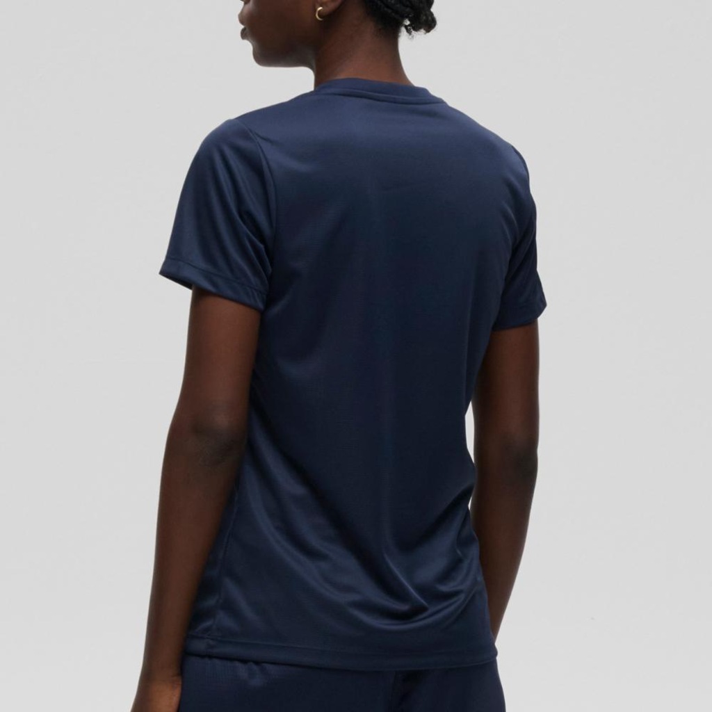 Imagem 4 do produto Camiseta Umbro Striker Premium - Feminina