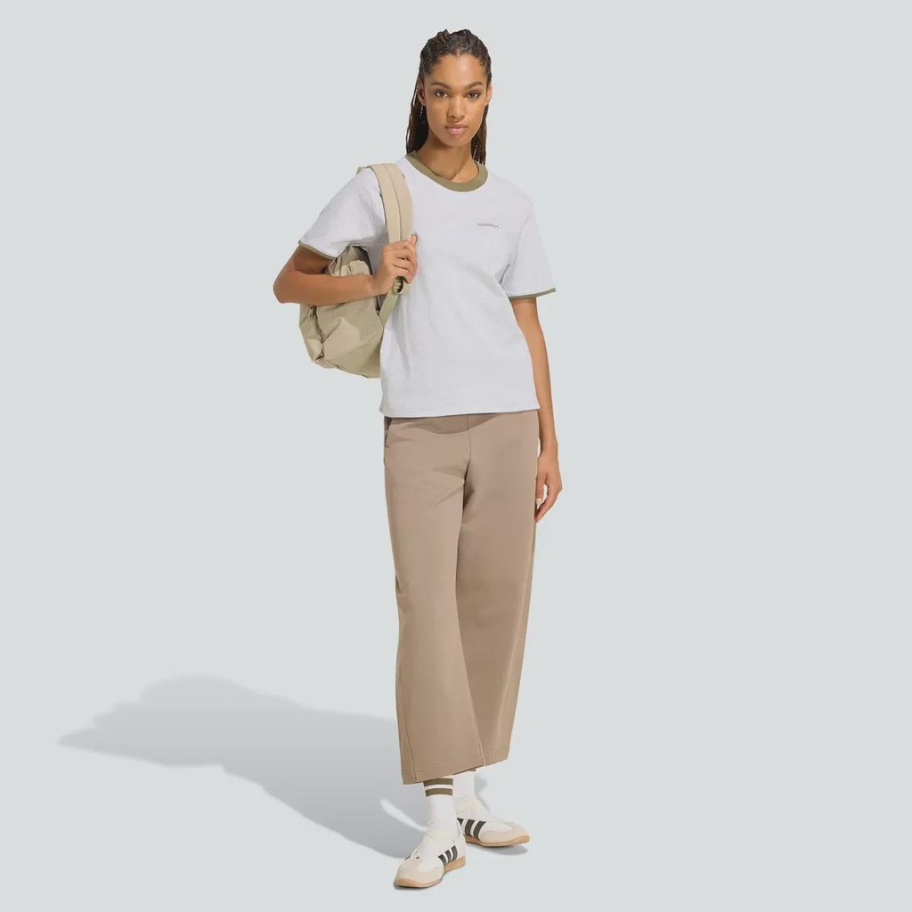 Imagem 3 do produto Camiseta adidas Seasonals Feminina
