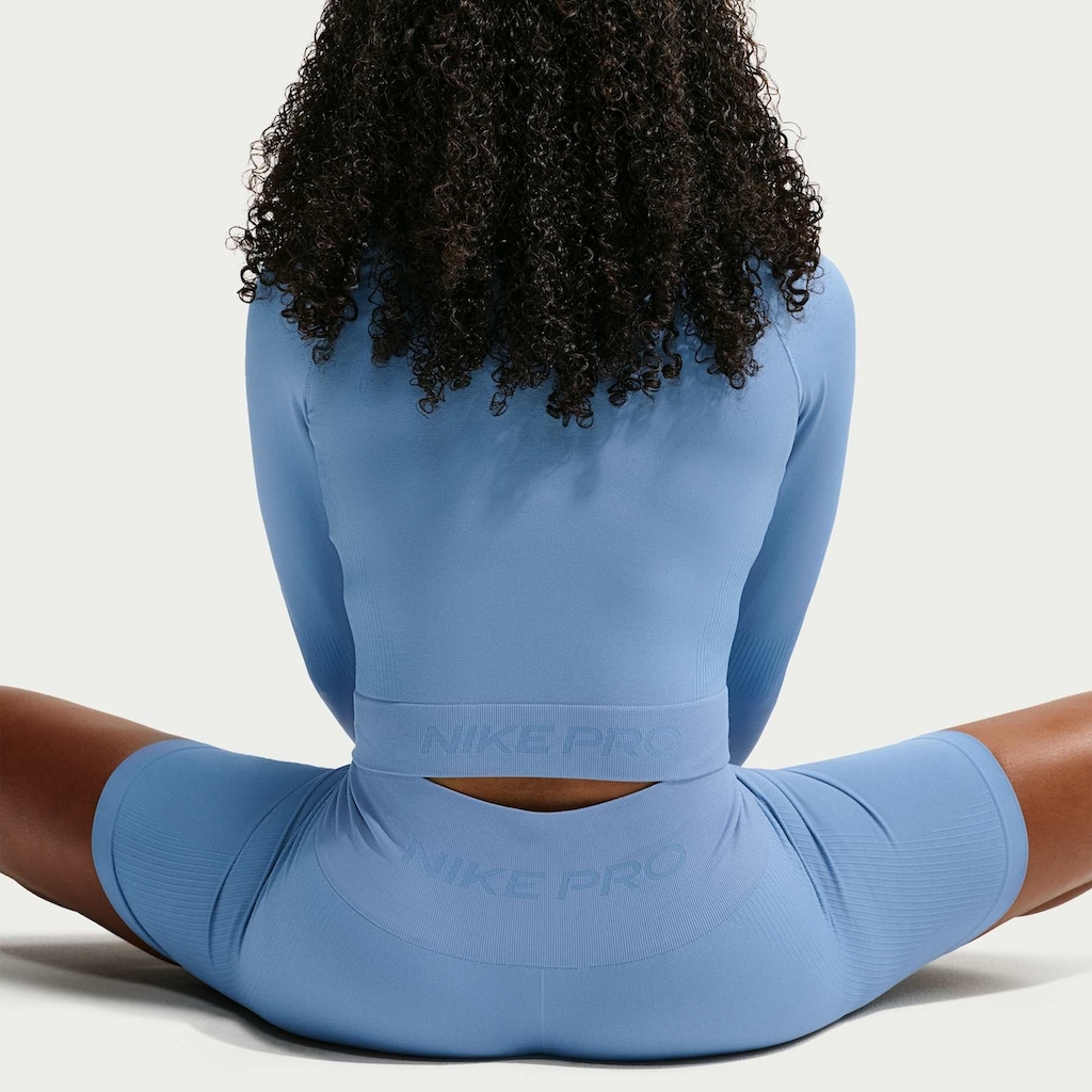 Imagem 3 do produto Jaqueta Dri-FIT Nike Pro Slim Feminina