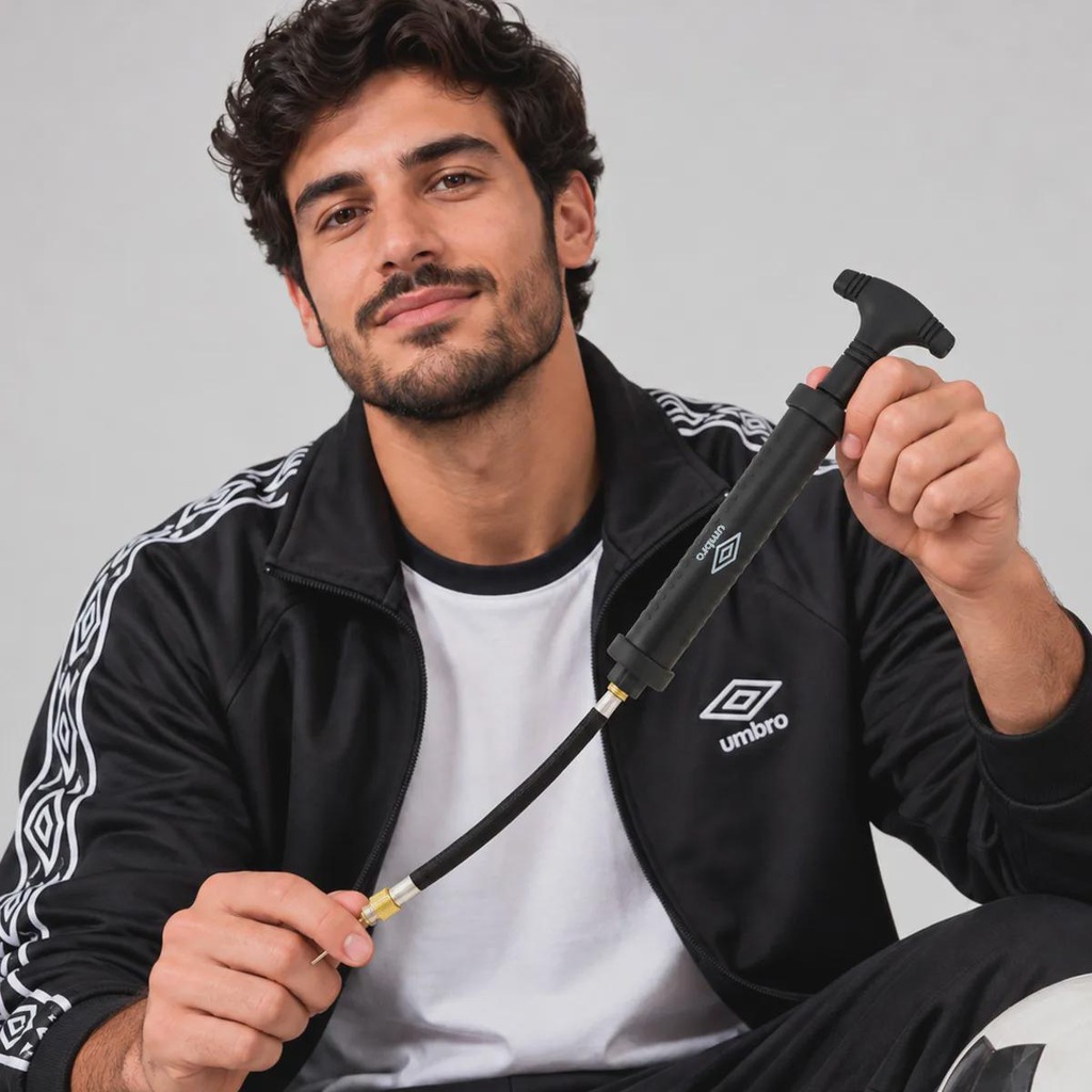 Imagem 4 do produto Bomba de Ar Umbro Logo