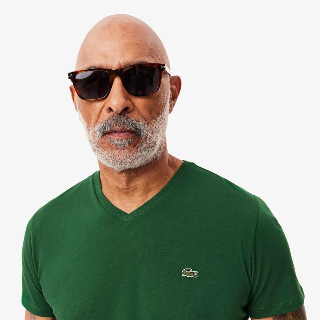 Imagem 2 do produto Camiseta Lacoste Pima Leve com Gola V