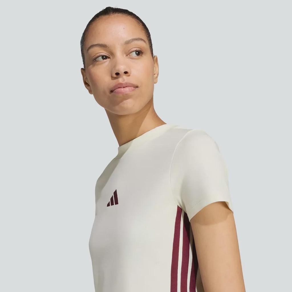 Imagem 3 do produto Camiseta adidas Essentials Feminina