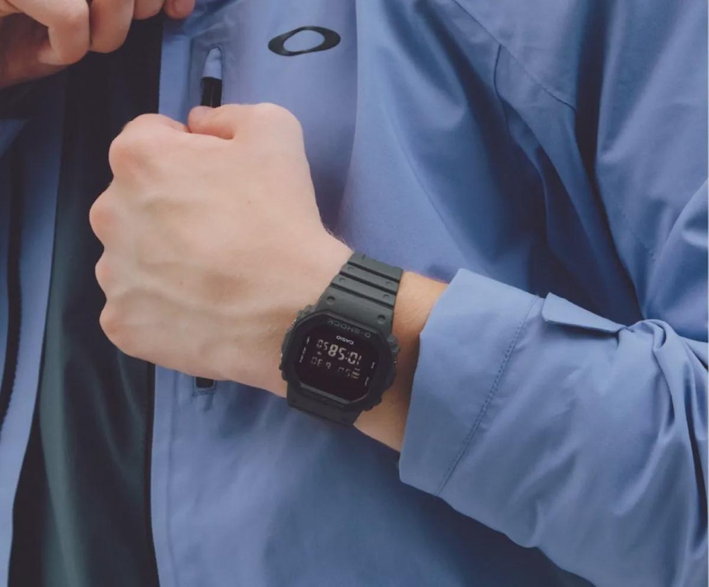 Imagem 2 do produto Relógio Casio G-Shock DW-5610UU-8DR