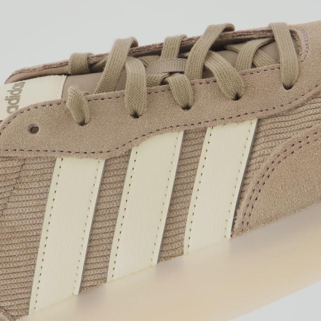 Imagem 4 do produto Tênis Unissex adidas Barreda Decode