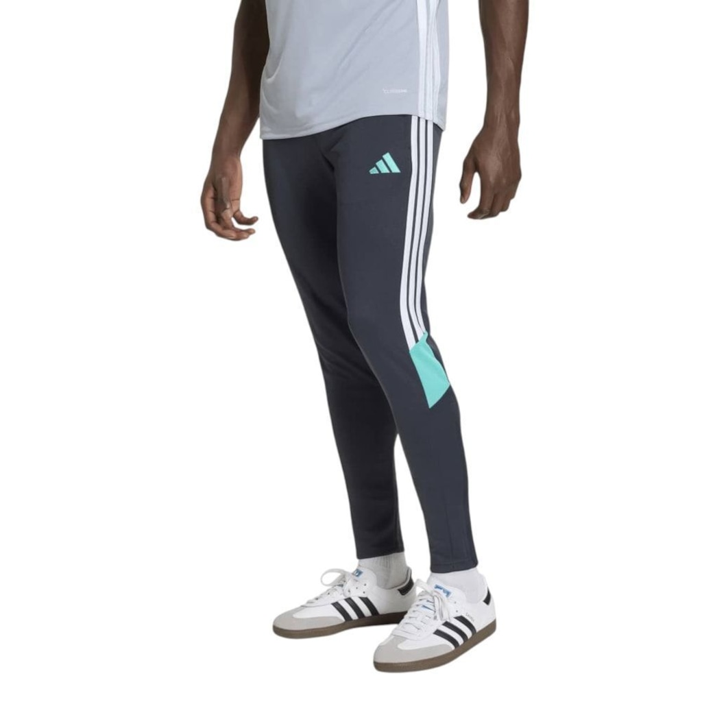 Imagem 1 do produto Calça adidas Tiro 26 Essentials Masculina