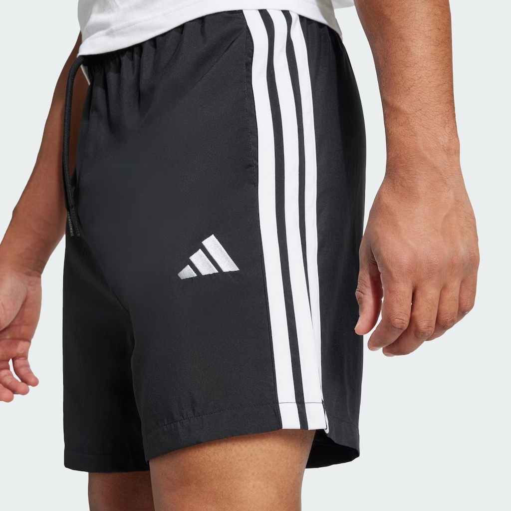 Imagem 4 do produto Shorts adidas Essentials Chelsea Três Listras Logo Masculino