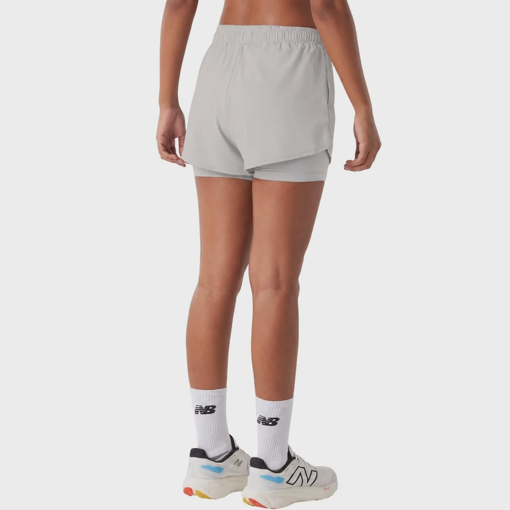 Imagem 3 do produto Shorts New Balance Sport Essentials 2 In 1 Feminino