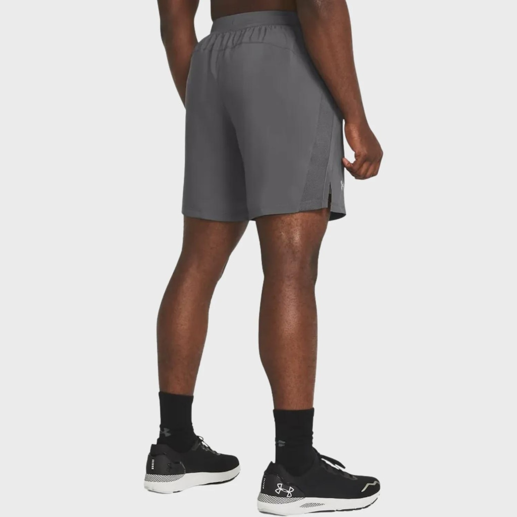 Imagem 4 do produto Shorts Under Armour Launch 7 Masculino