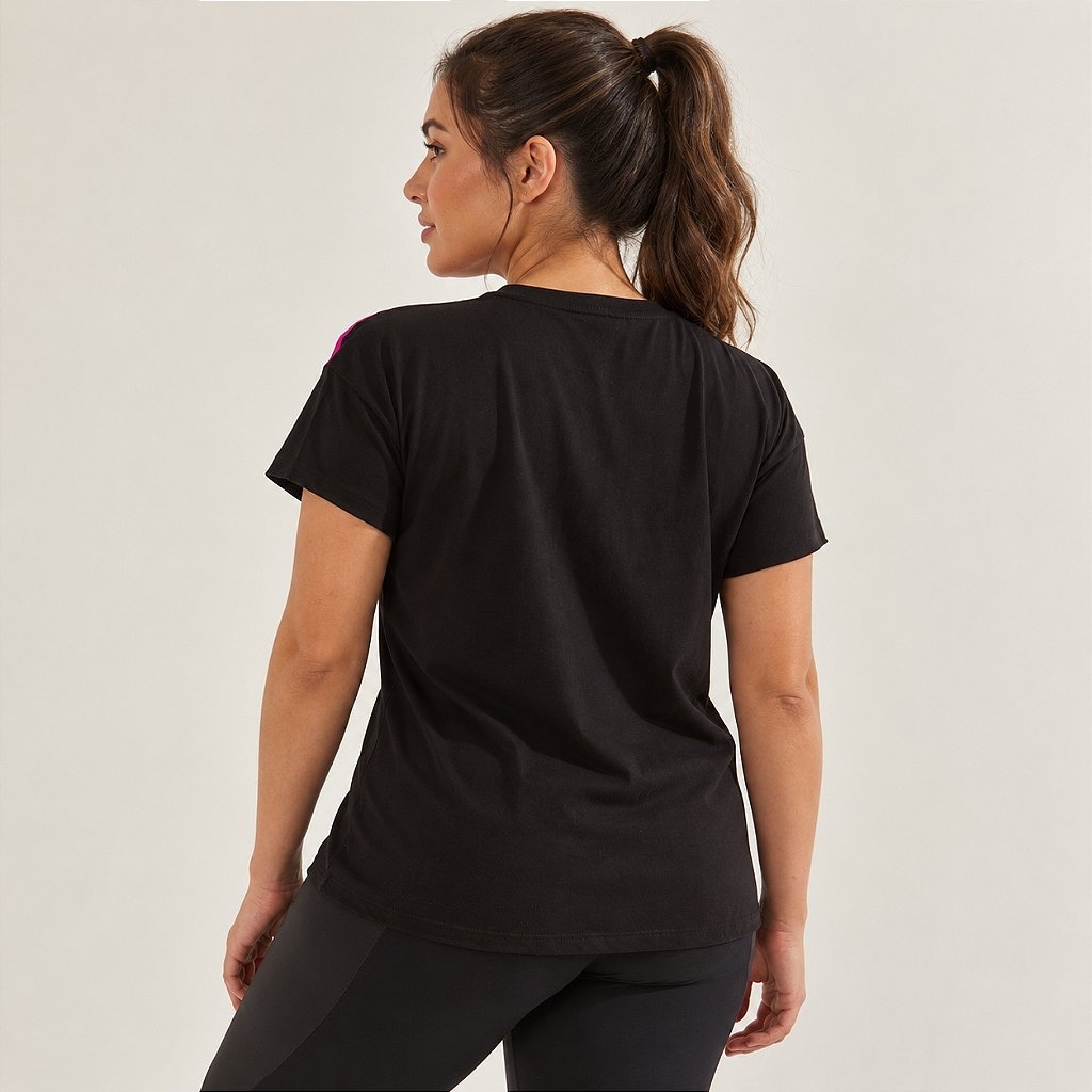 Imagem 2 do produto Camiseta Colcci Comfort Feminina