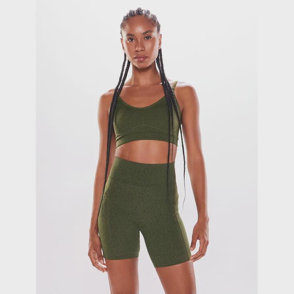Imagem 1 do produto Bermuda BODYFORSURE Lisa Olive Tree - Feminina