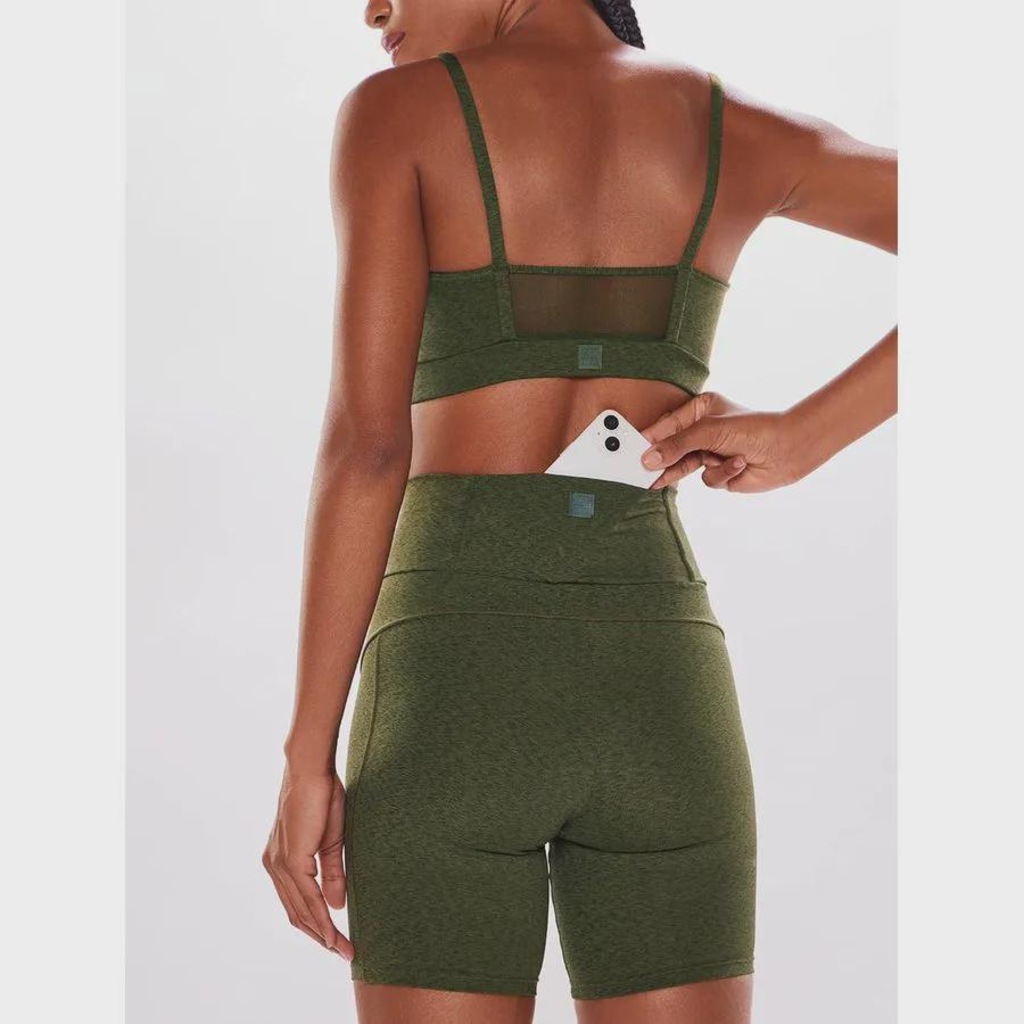 Imagem 5 do produto Bermuda BODYFORSURE Lisa Olive Tree - Feminina