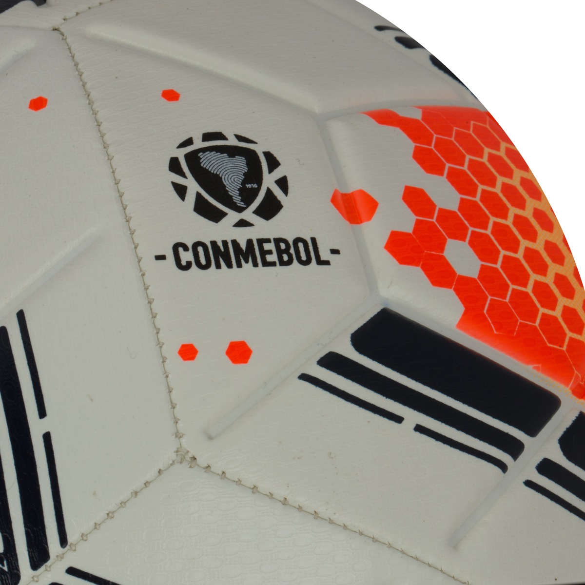 Bola de Futebol de Campo Nike Strike Libertadores 2020 | Centauro