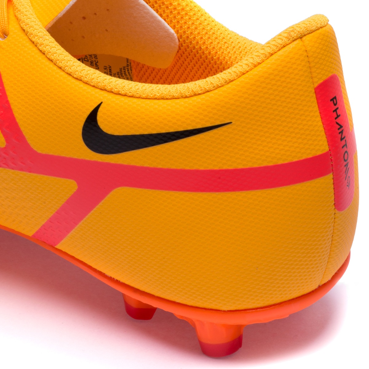 Chuteira de Campo Nike Phantom GT2 Club FG/MG - Adulto - Adulto