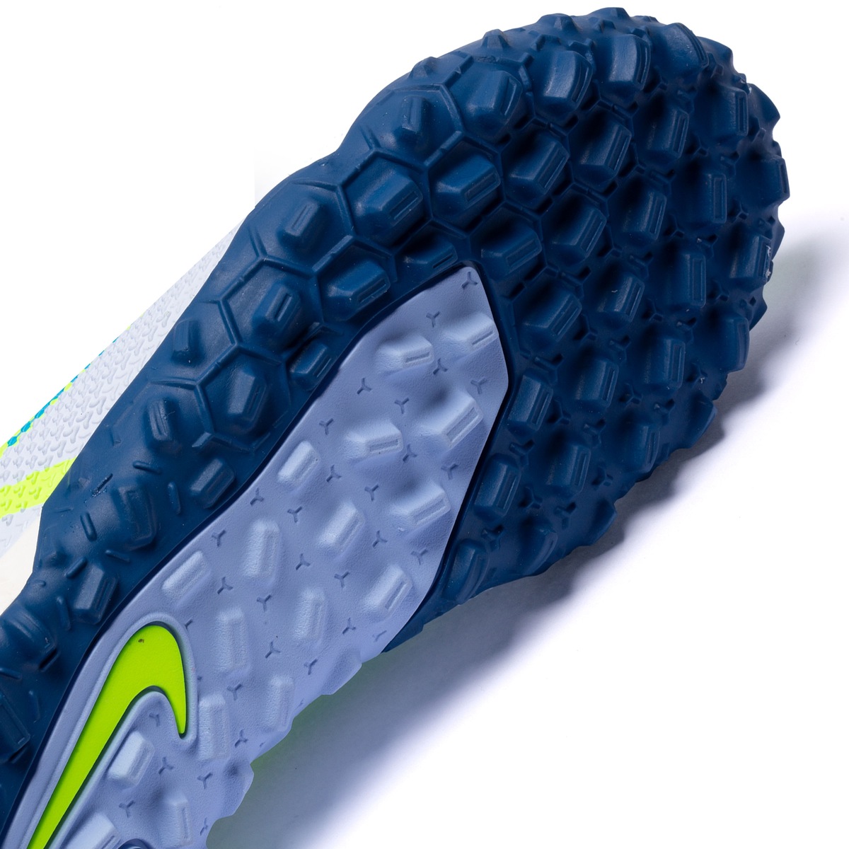 Chuteira Society Nike React Phantom GT2 PRO TF - Adulto