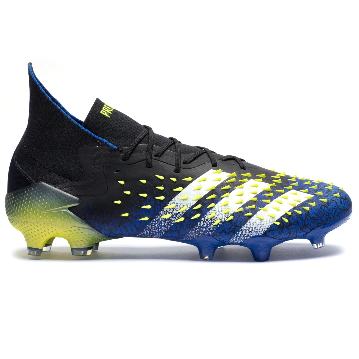 Chuteira de Campo Predator Freak.1 FG adidas - Adulto | Centauro