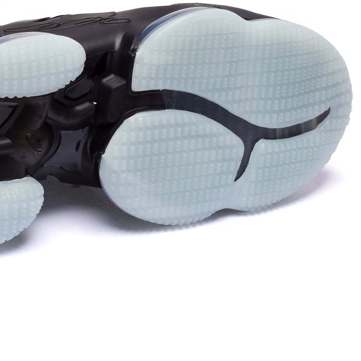 Tênis Nike Lebron XIX - Masculino | Centauro